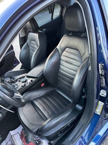 2017 Alfa Romeo Giulia Ti