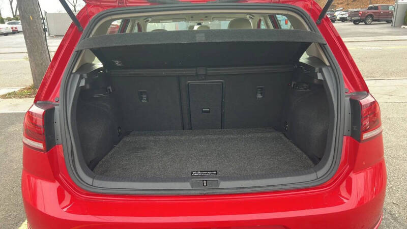 2019 Volkswagen Golf