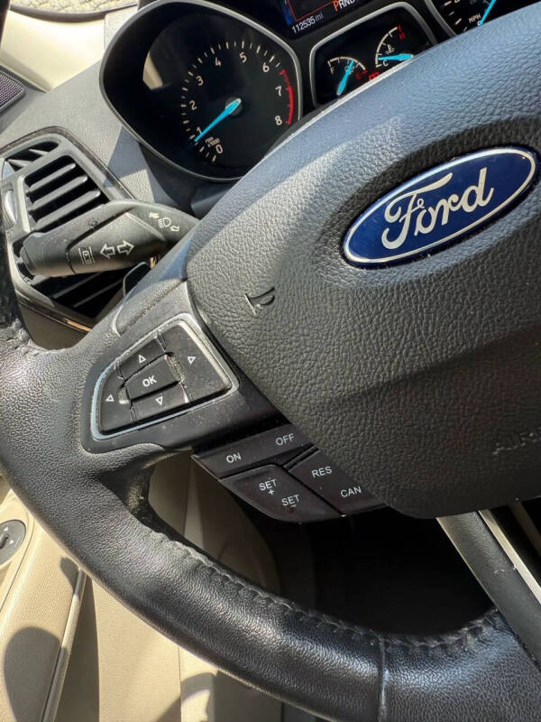 2017 Ford Escape Titanium