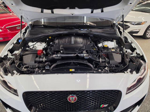 2018 Jaguar F-PACE S