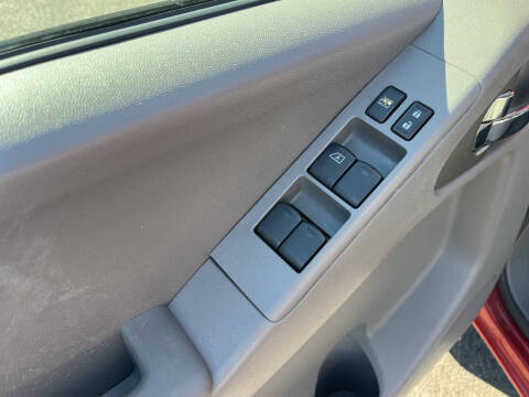 2012 Nissan Frontier SV V6