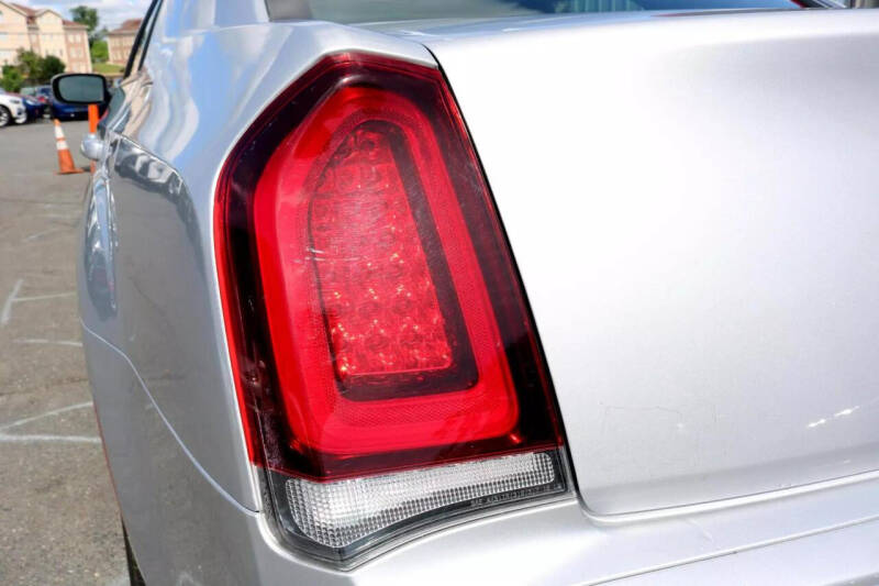 2021 Chrysler 300 S V6