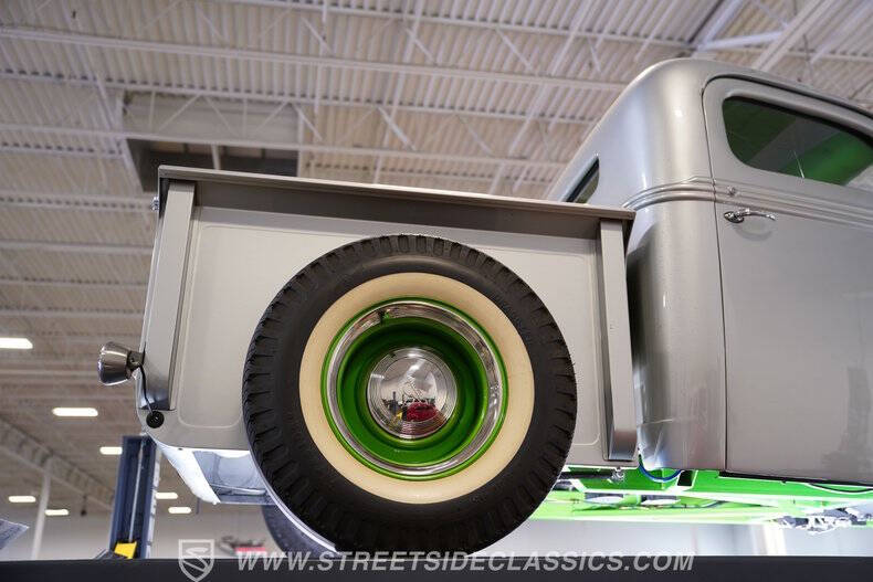 1939 Ford F-100