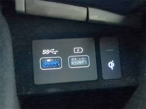 2023 Genesis GV70 2.5T Standard