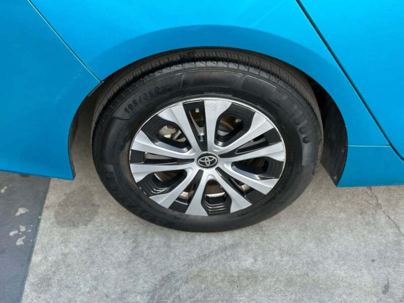 2020 Toyota Prius Prime XLE