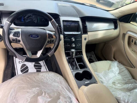 2018 Ford Taurus SEL