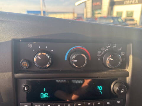 2023 Chevrolet Express 2500