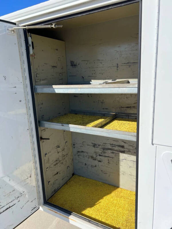 2011 Freightliner M2 106