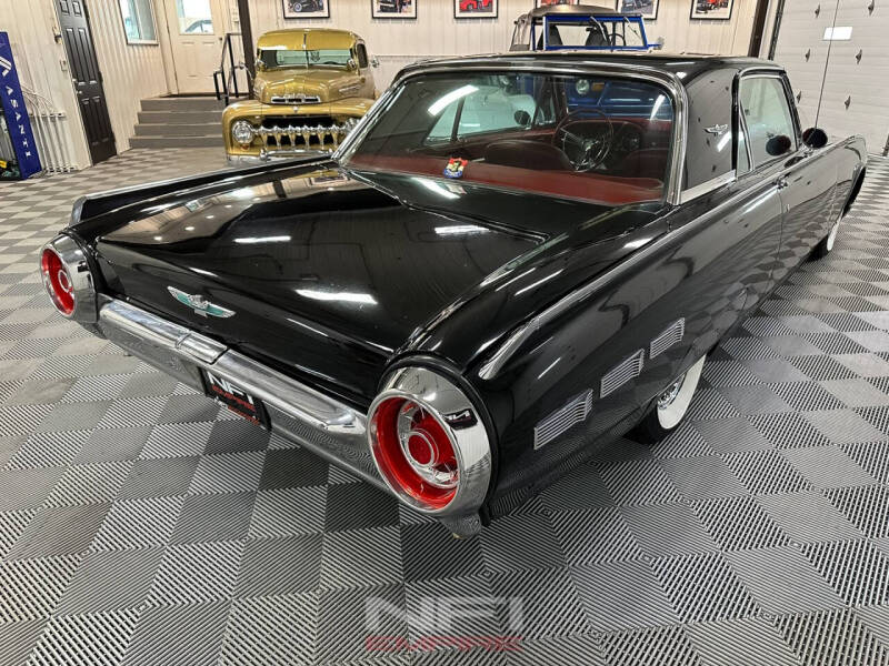 1962 Ford Thunderbird
