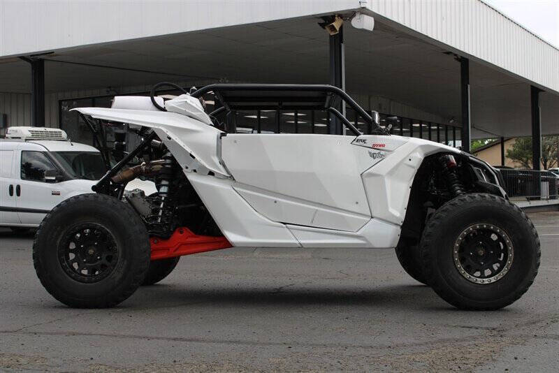 2017 Can-Am Maverick