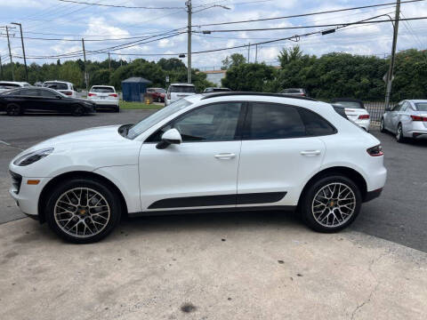 2018 Porsche Macan S Photo