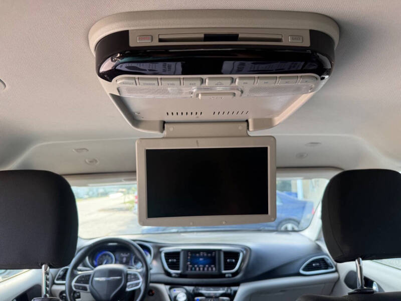 2020 Chrysler Pacifica Touring