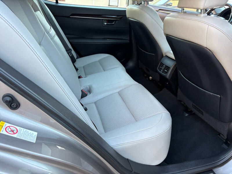 2017 Lexus ES 350
