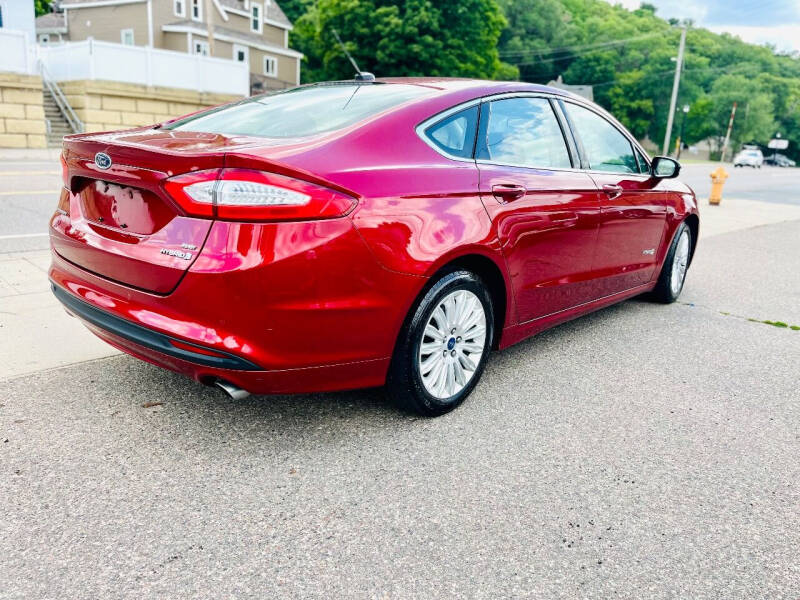 2013 Ford Fusion Hybrid SE