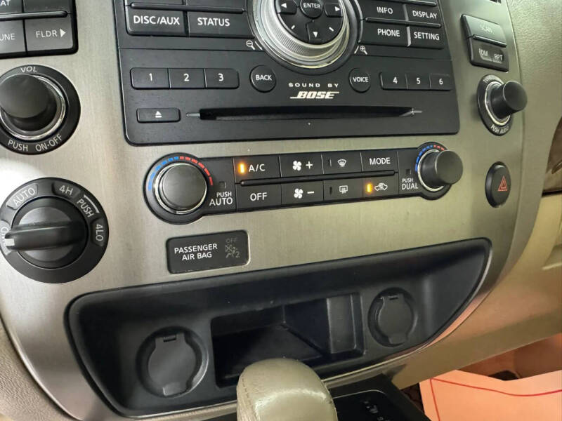 2013 Nissan Armada Platinum