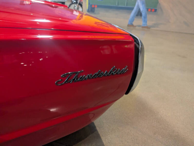 1965 Ford Thunderbird