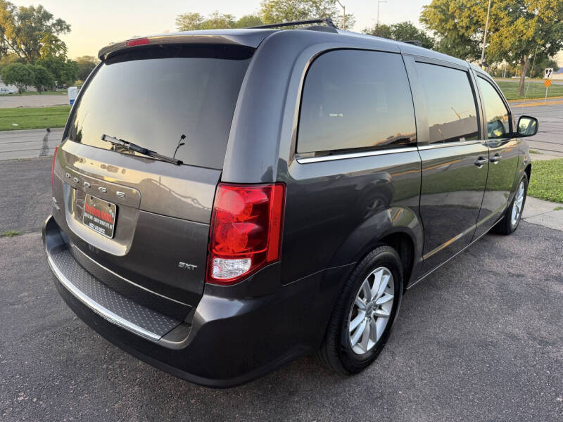 2020 Dodge Grand Caravan SXT