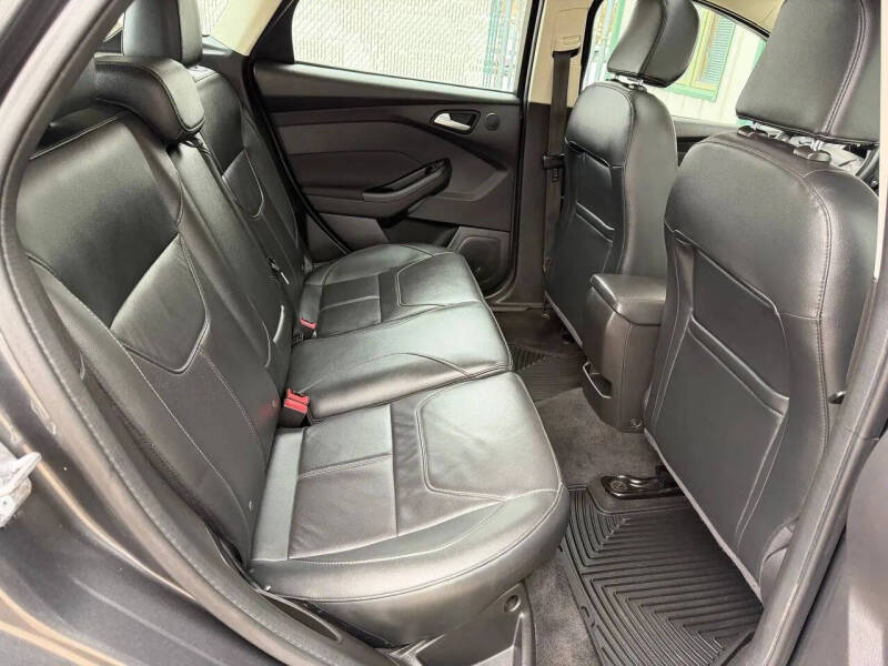 2017 Ford Focus Titanium