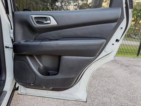 2013 Nissan Pathfinder Platinum