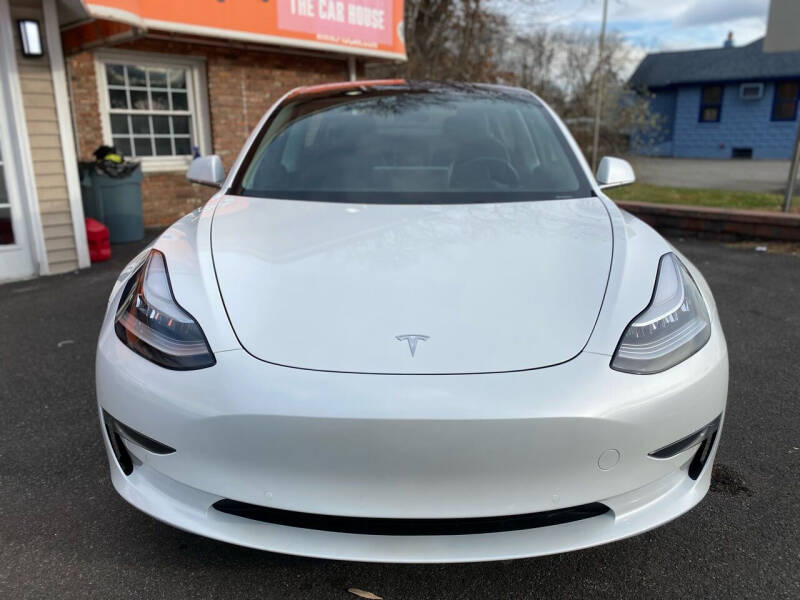 2019 Tesla Model 3 Standard Range Plus