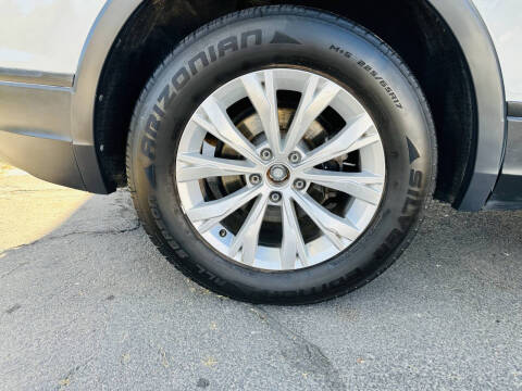 2019 Volkswagen Tiguan S 4Motion