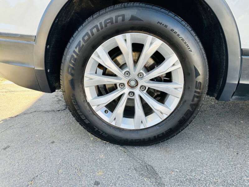 2019 Volkswagen Tiguan S 4Motion