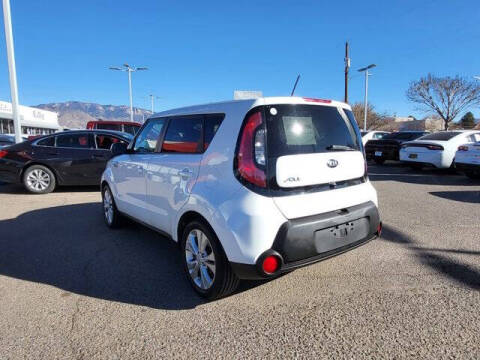 2015 Kia Soul +