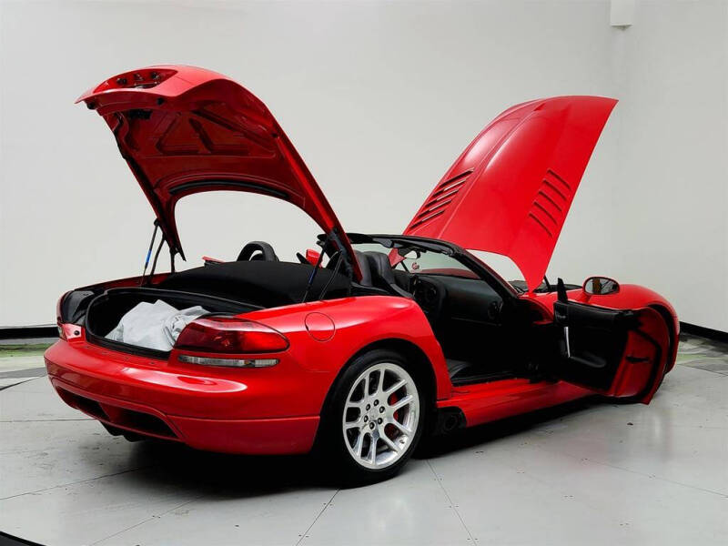 2005 Dodge Viper SRT-10