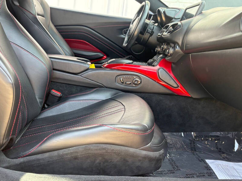 2019 Aston Martin Vantage