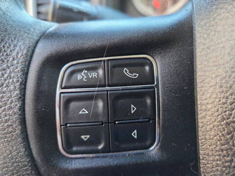 2016 RAM 1500 SLT