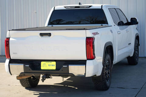 2022 Toyota Tundra SR5