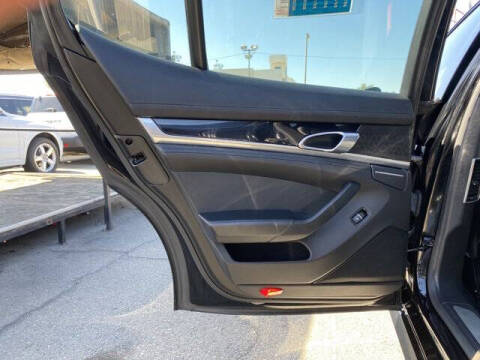 2016 Porsche Panamera