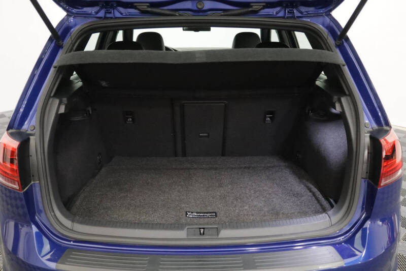 2016 Volkswagen Golf R