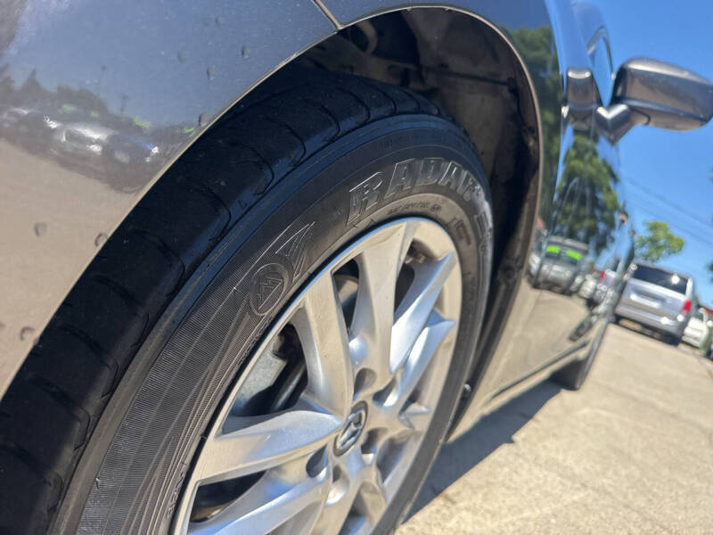 2015 Mazda MAZDA3 i Touring