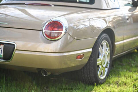 2005 Ford Thunderbird Deluxe