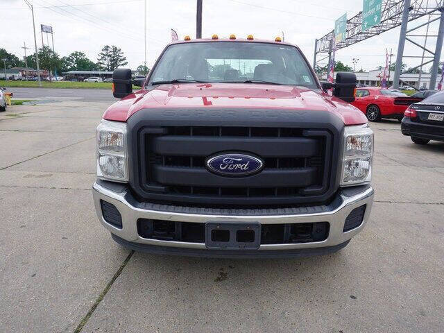 2013 Ford F-250 Super Duty XLT photo 2