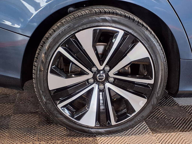 2022 Volvo S60 B5 Momentum