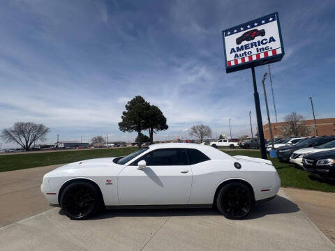 2015 Dodge Challenger R/T Plus