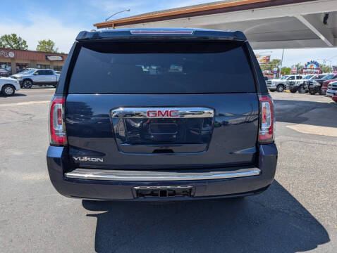 2017 GMC Yukon Denali