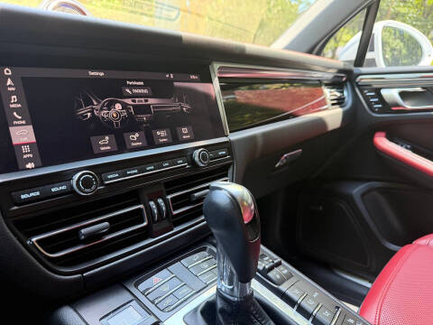 2019 Porsche Macan S