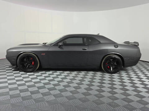 2016 Dodge Challenger SRT 392