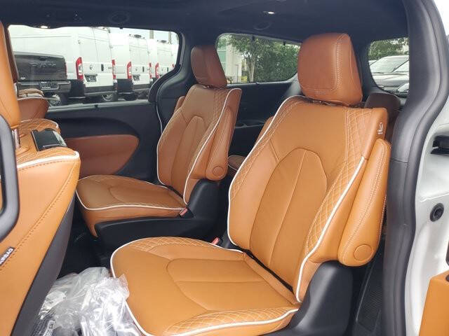 2026 Chrysler Pacifica Pinnacle