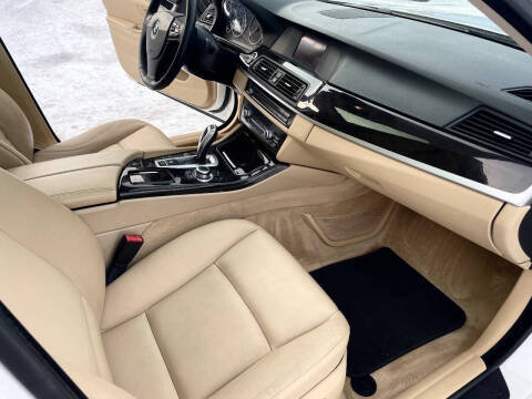 2013 BMW 5 Series 528i xDrive