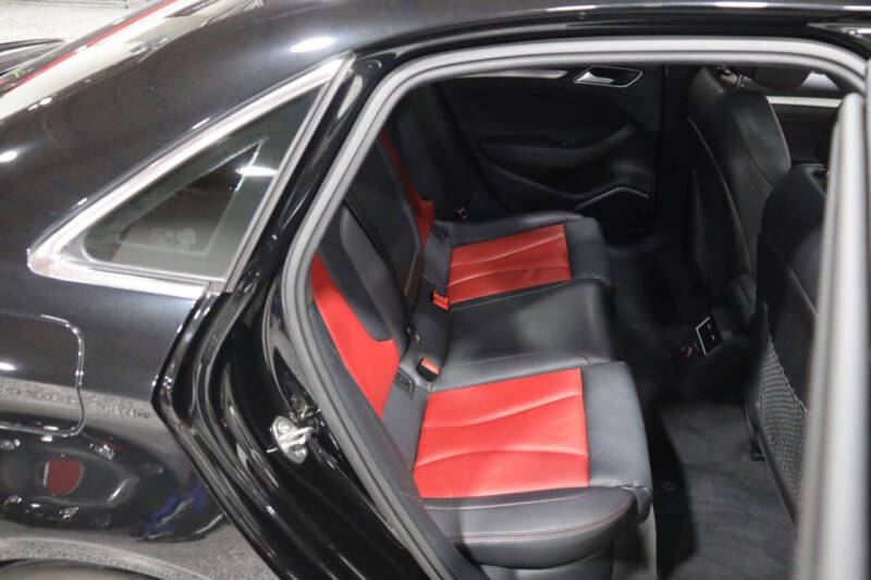 2015 Audi S3 2.0T quattro Prestige