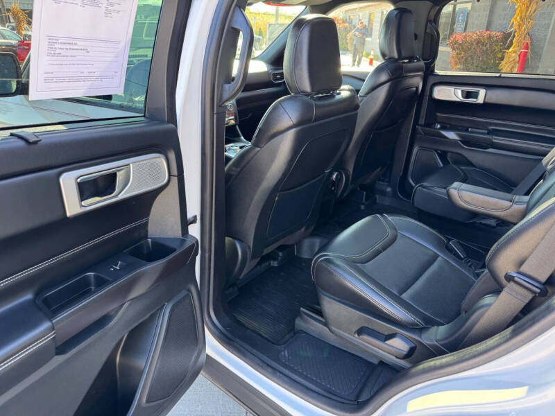 2020 Ford Explorer ST