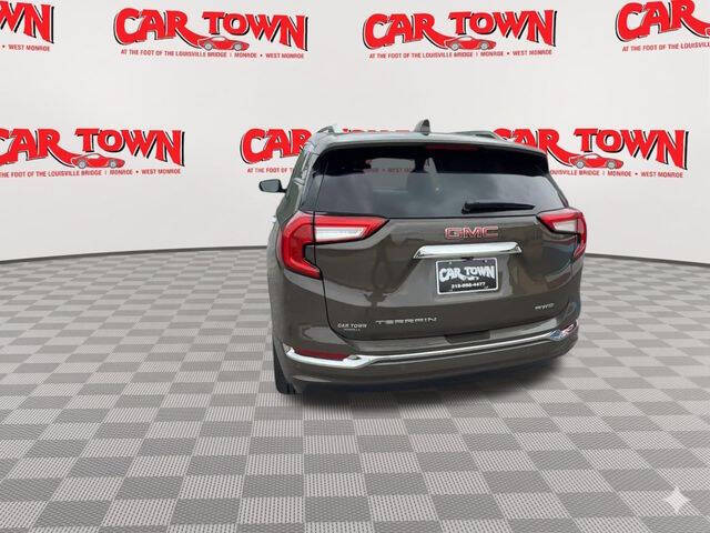 2023 GMC Terrain Denali