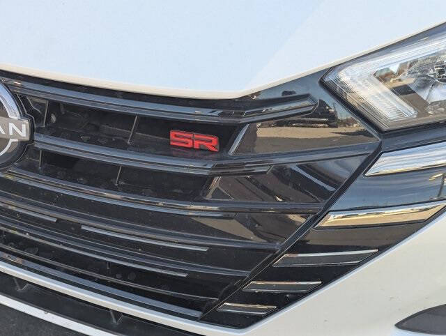 2025 Nissan Versa SR