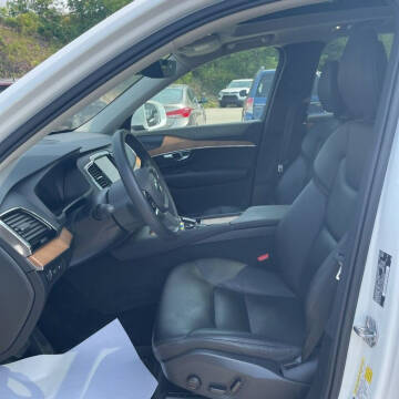 2021 Volvo XC90 Recharge T8 Inscription Expression 7P