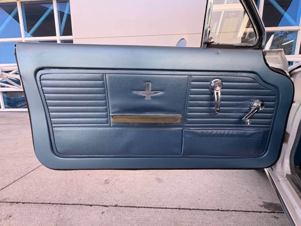 1964 Chevrolet Corvair 30