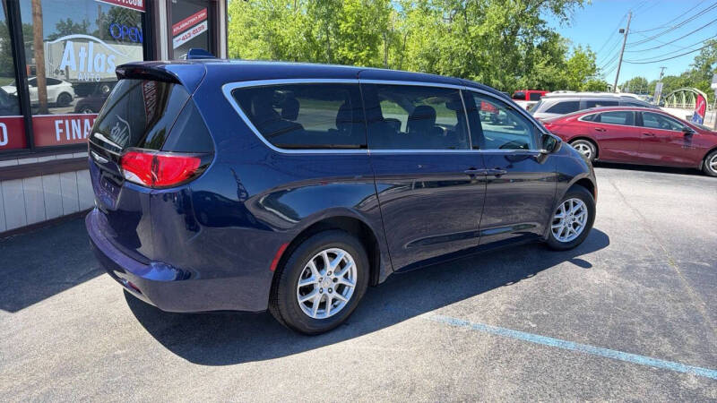 2017 Chrysler Pacifica LX